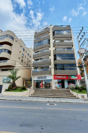 945 - Apartamento Ed Estrela do Mar II - Centro Bombinhas - Garagem para 1 Carro